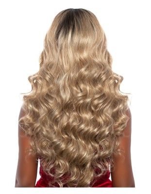 Layla 26 HD Lace Front Wig Red Carpet Mane Concept