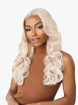 Quiesha 24 Shear Muse Gold Krush HD Lace Front Wig Sensationnel